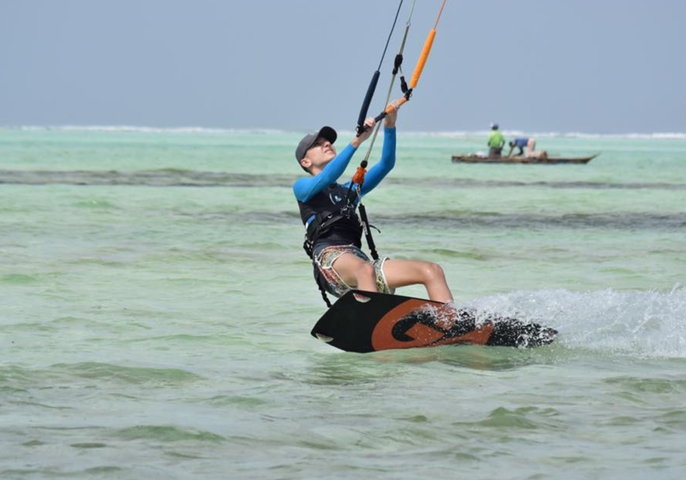 KITESURFING IN ZANZIBAR